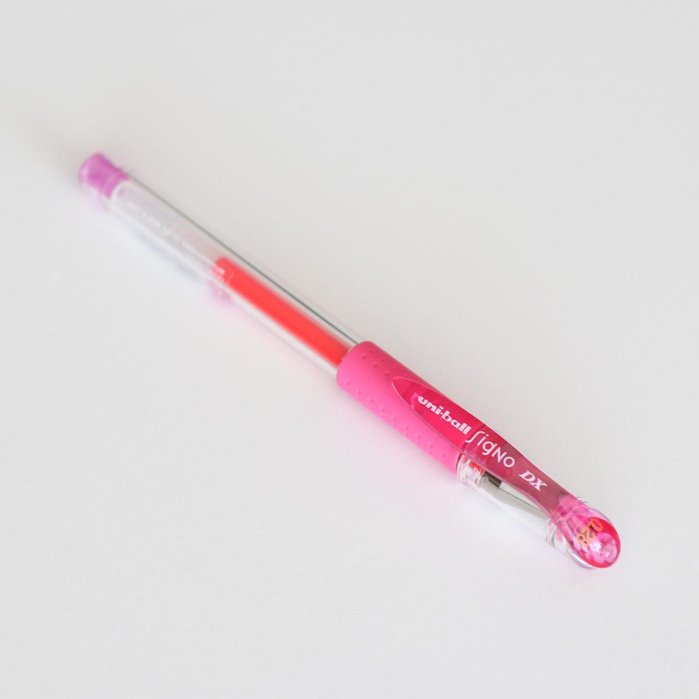 Uni-Ball Signo Gel Pen 0.28 mm - Pink