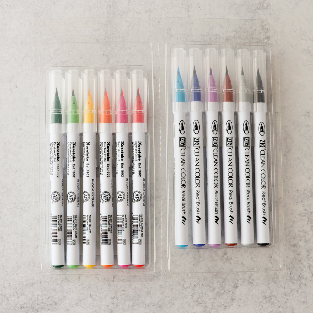 Set of 12 Kuretake ZIG Clean Color Real Brush Markers