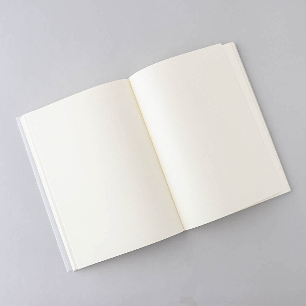 Midori MD Notebook Journal, Dot Grid A5