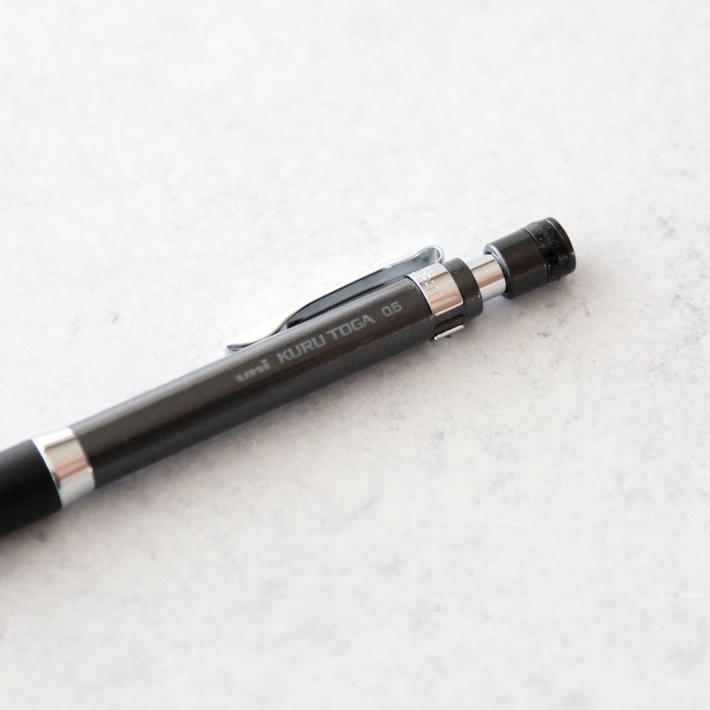 Uni Kuru Toga Mechanical Pencil – Writing